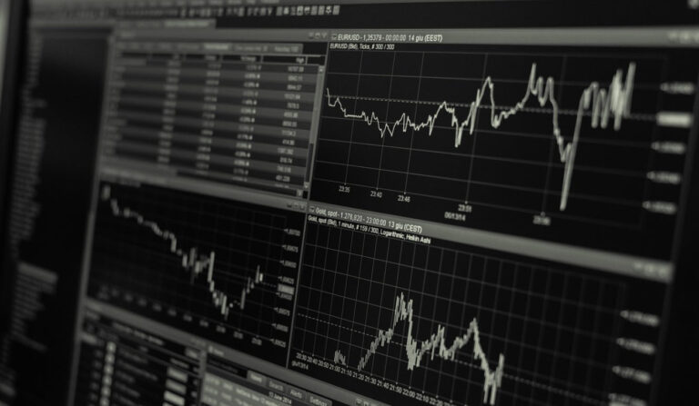 Las cuentas de inversores y empresas de trading por cuenta propia mejor financiadas del mundo en 2023